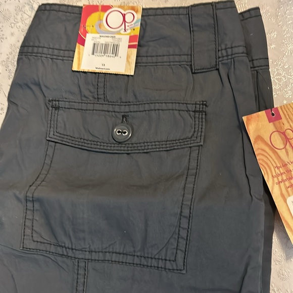 NWT 2 pair OP Rouched crop - Picture 3 of 9